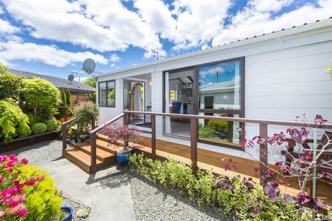 Photo of property in 30f1- Maclean Street, Wallaceville, Upper Hutt, 5018