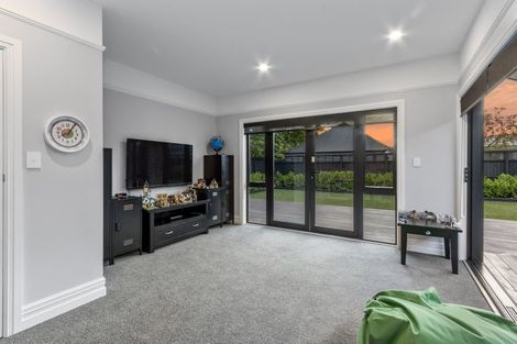 Photo of property in 45 Bryndwr Road, Fendalton, Christchurch, 8052