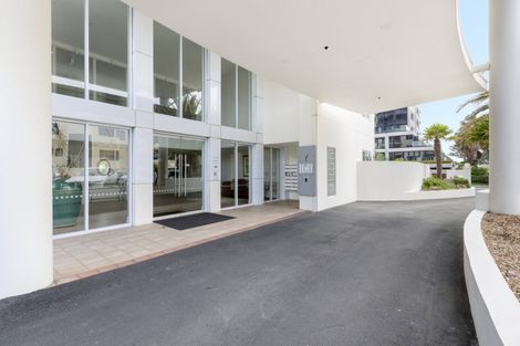 Photo of property in 12 Maunganui Road, Mount Maunganui, 3116