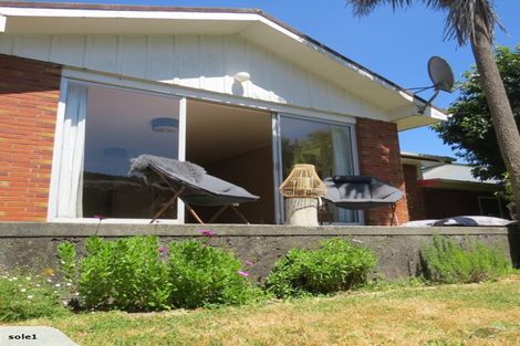 Photo of property in 5f2 Wilmshurst Place, Tawa, Wellington, 5028