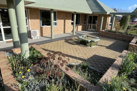 Photo of property in 77 Johnstone Street, Tinwald, Ashburton, 7774
