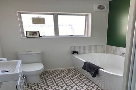 Photo of property in 2/129 Champion Street, Edgeware, Christchurch, 8013