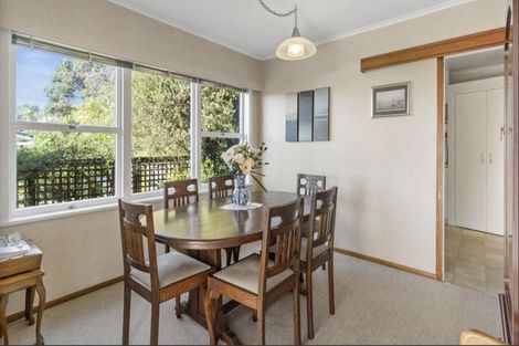 Photo of property in 7 Luke Place, Eastern Beach, Auckland, 2012