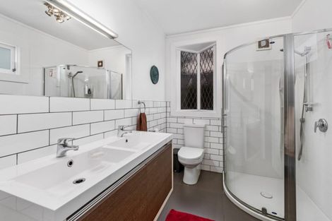 Photo of property in 38a/1 Norwood Road, Bayswater, Auckland, 0622