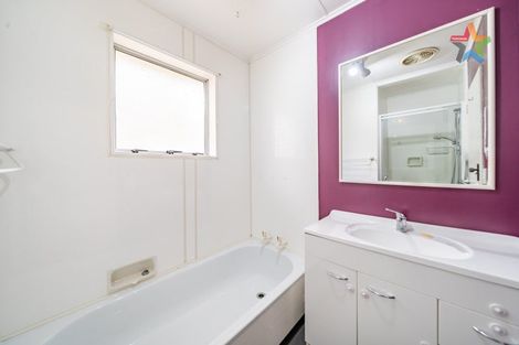 Photo of property in 6 Kendal Grove, Wainuiomata, Lower Hutt, 5014