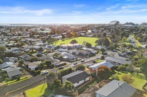 Photo of property in 9a Seymour Place, Bellevue, Tauranga, 3110