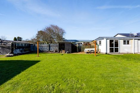 Photo of property in 84 Glover Road, Hawera, 4610