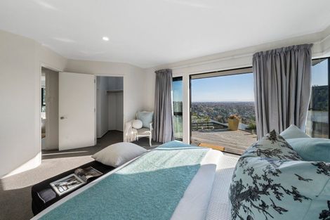 Photo of property in 8 Lookaway Place, Huntsbury, Christchurch, 8022