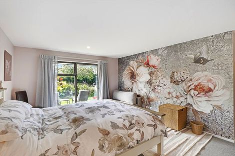 Photo of property in 42 Watkins Drive, Rangiora, 7400
