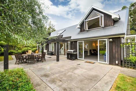 Photo of property in 212 Polson Hill Drive, Aokautere, Palmerston North, 4471