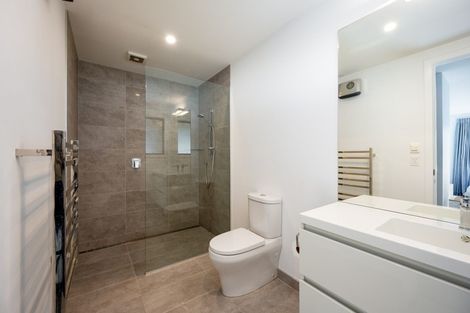 Photo of property in 41 Minaret Ridge, Wanaka, 9305