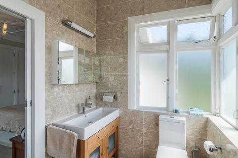 Photo of property in 7 Kio Road, Hataitai, Wellington, 6021