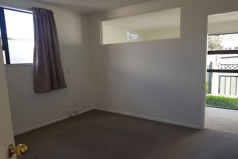 Photo of property in 183 The Parade, Island Bay, Wellington, 6023