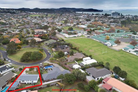 Photo of property in 14 Nickell Place, Orewa, 0931