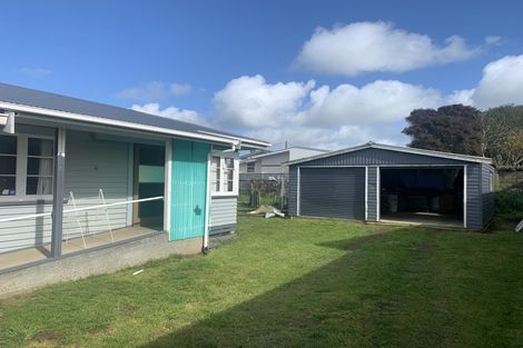 Photo of property in 11 Tawhiti Road, Hawera, 4610