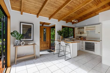 Photo of property in 1/234 Beach Road, Campbells Bay, Auckland, 0630