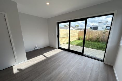 Photo of property in 27 Whati Lane, Henderson, Auckland, 0612