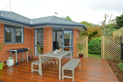 Photo of property in 106a Woodham Road, Linwood, Christchurch, 8062