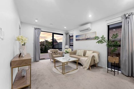 Photo of property in 56 Cosgrave Road, Papakura, 2110