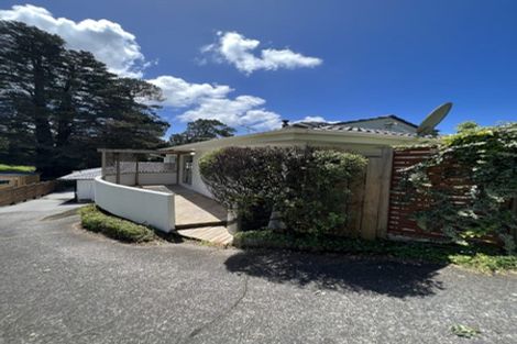 Photo of property in 1/5 Mahuta Grove, Northcote, Auckland, 0627