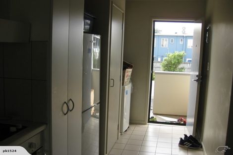 Photo of property in 6/8 Carolina Place, Albany, Auckland, 0632