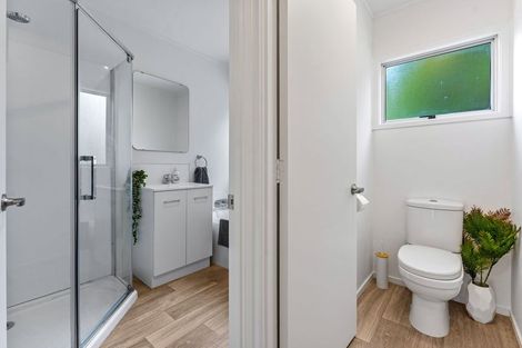 Photo of property in 7 Pureora Place, Clendon Park, Auckland, 2103