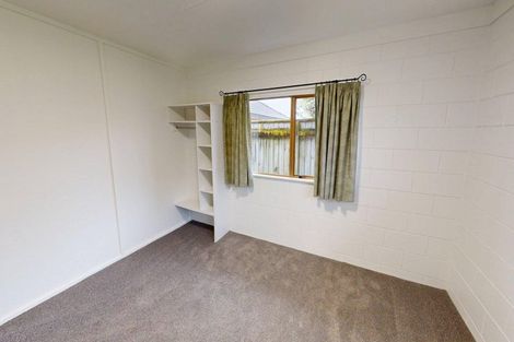 Photo of property in 19 Perrin Place, Kelvin Grove, Palmerston North, 4414