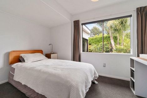Photo of property in 4 Realm Place, Massey, Auckland, 0614