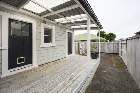 Photo of property in 2 Fairs Road, Milson, Palmerston North, 4414