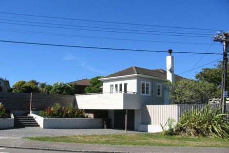 Photo of property in 19 Nicholson Road, Khandallah, Wellington, 6035