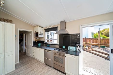 Photo of property in 453 Broadway, Stratford, 4332