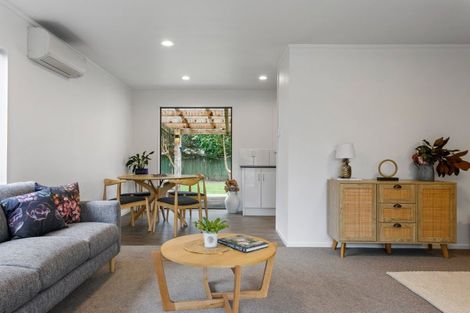 Photo of property in 10 Campion Road, Riverdale, Gisborne, 4010