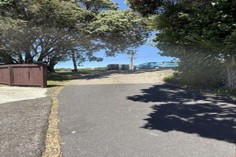 Photo of property in 40 Whangaparaoa Road, Red Beach, 0932