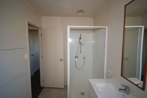 Photo of property in 11 Helleur Road, Massey, Auckland, 0614