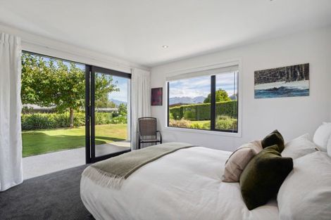 Photo of property in 47 Forest Heights, Wanaka, 9305