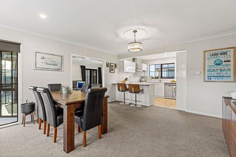 Photo of property in 24 Heathglen Avenue, Parklands, Christchurch, 8083