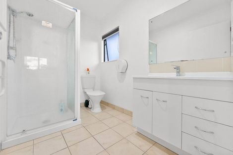 Photo of property in 6 Brunswick Rise, Mangere, Auckland, 2022