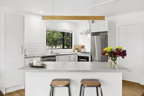 Photo of property in 30 Paterson Drive, Hawea Flat, Lake Hawea, 9382