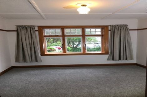 Photo of property in 27 Nottingham Street, Karori, Wellington, 6012