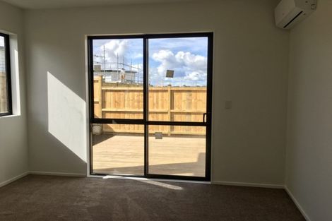 Photo of property in 6 Fjord Way, Karaka, Papakura, 2113