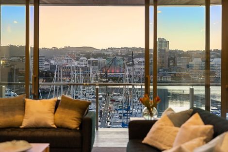 Photo of property in Clyde Quay Wharf, 3b/2 Clyde Quay Wharf, Te Aro, Wellington, 6011