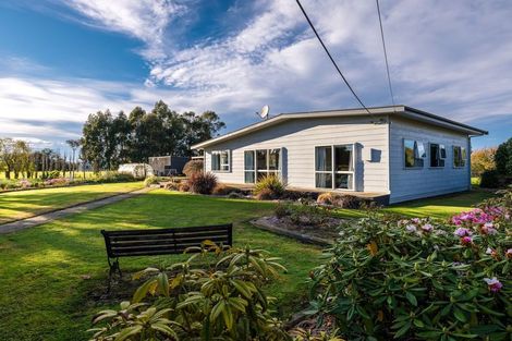Photo of property in 15 Pembroke Street, Waimate, 7980