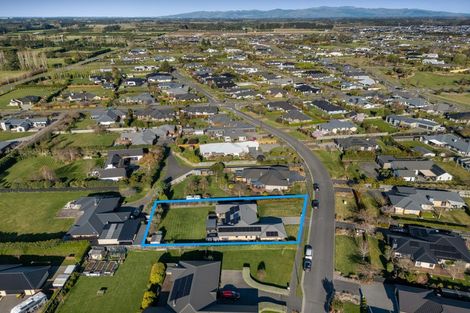 Photo of property in 52 Jacks Drive, West Melton, 7618