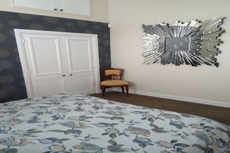 Photo of property in 32 Esther Street, Martinborough, 5711