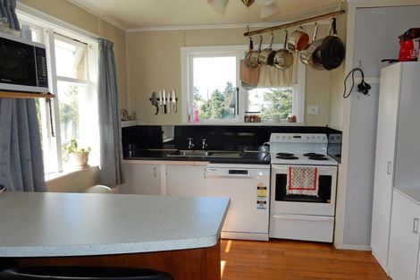 Photo of property in 17 Blyth Street, Holmes Hill, Oamaru, 9401