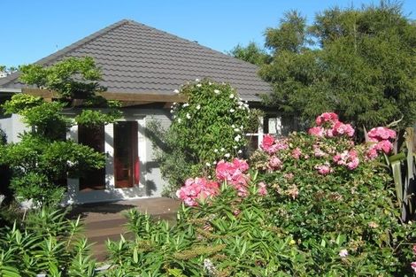 Photo of property in 350 Riverlaw Terrace, Saint Martins, Christchurch, 8022