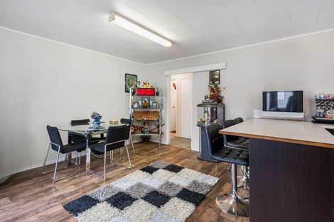 Photo of property in 15 Southview Place, Wattle Downs, Auckland, 2102