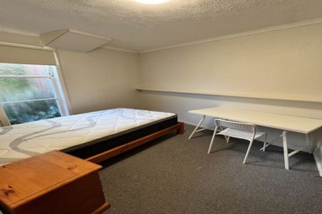 Photo of property in 35a Montgomery Avenue, Belmont, Auckland, 0622