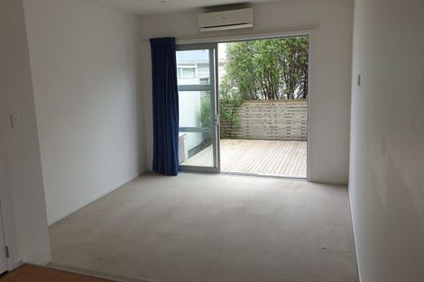 Photo of property in 10/32u Dr Taylor Terrace, Johnsonville, Wellington, 6037