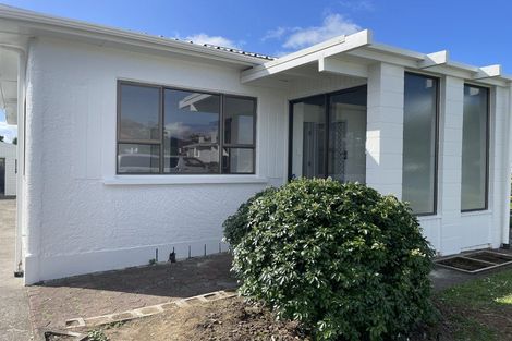 Photo of property in 12 Wicksteed Street, Vogeltown, New Plymouth, 4310